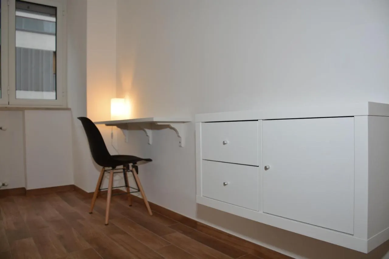 Puglia Chic Camere Private Con Bagni Condivisi Bari Bed & Breakfast